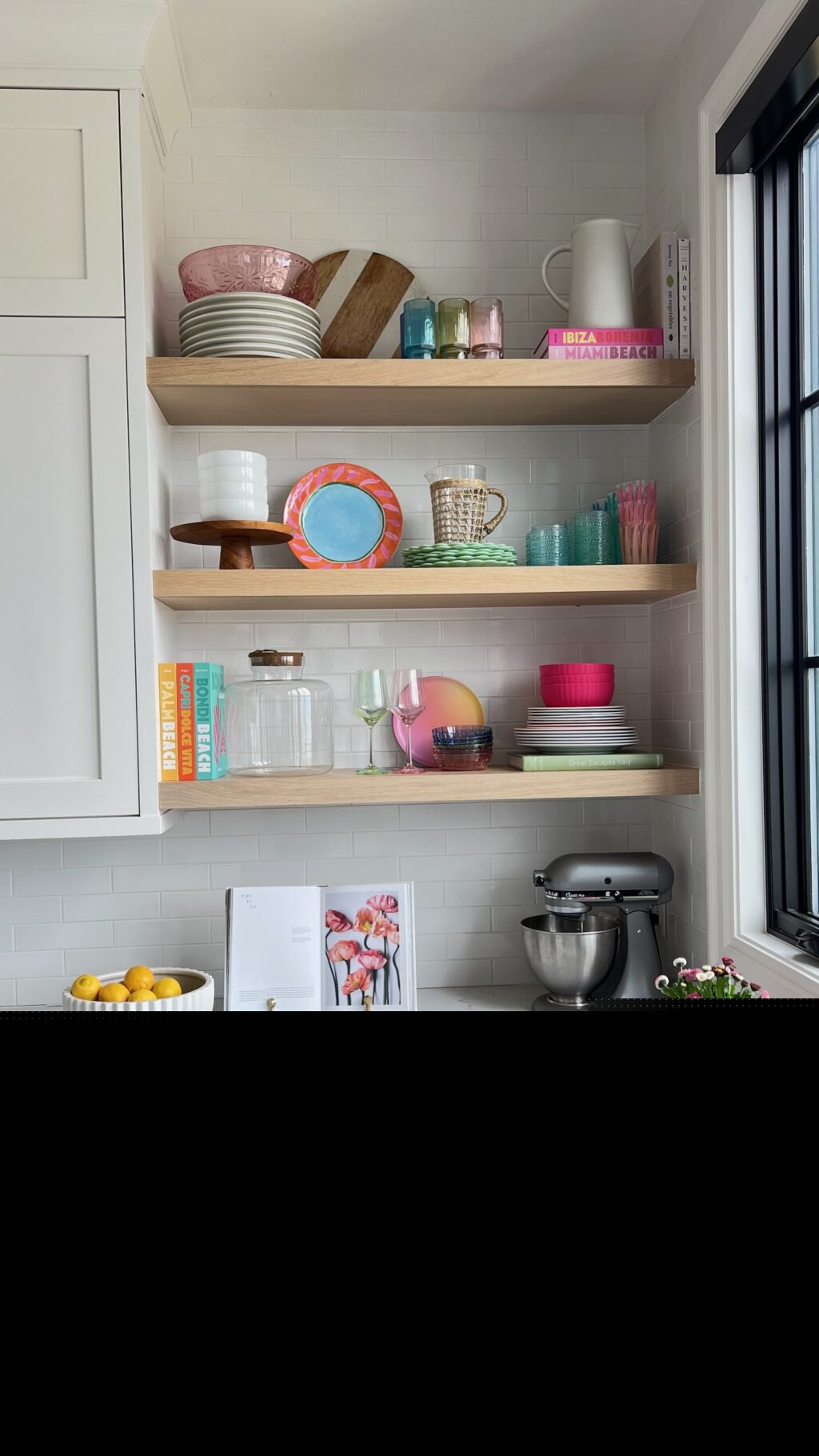 colorful summer kitchen